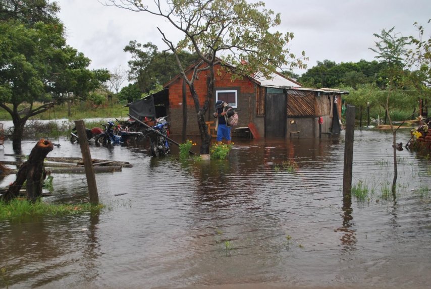 Ayolas: Más de 850 familias afectadas a causa de la inundación