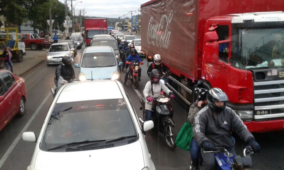 “Ya no hay horas pico por el gran tránsito vehicular”