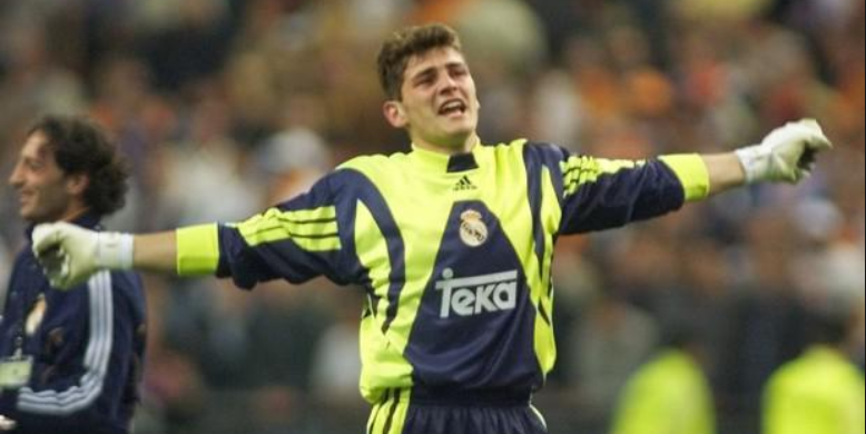 Destronó a Casillas como el portero más joven en jugar la Champions