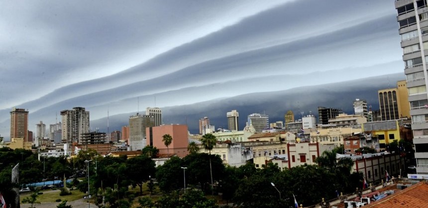 Posibilidad de tormentas intensas desde esta tarde