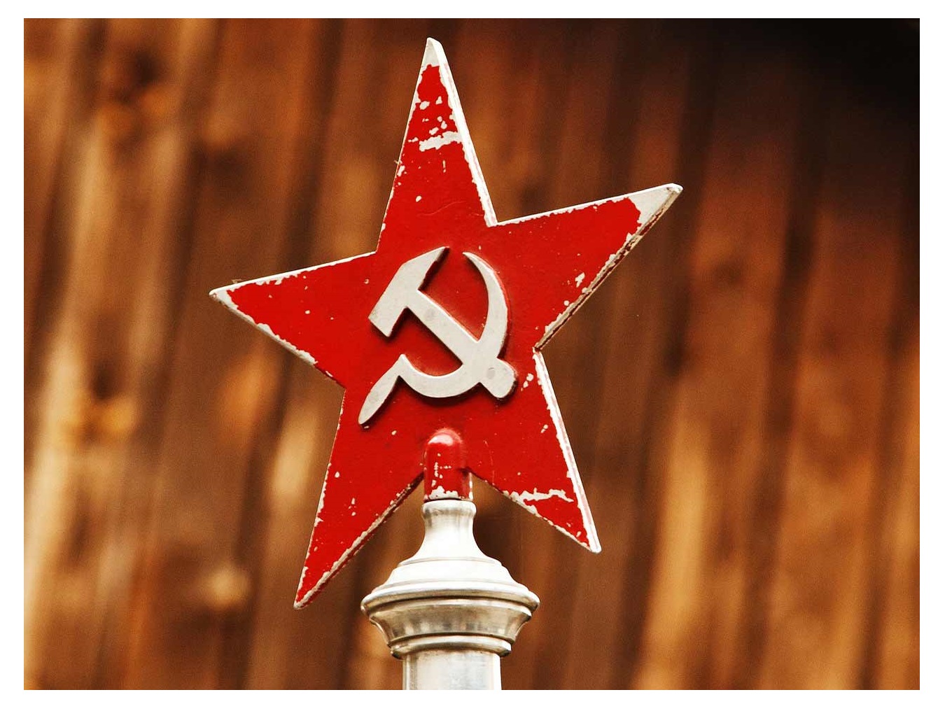 Cuál es el significado de la hoz y el martillo, el máximo emblema de la  Revolución Rusa y el comunismo? - La Unión