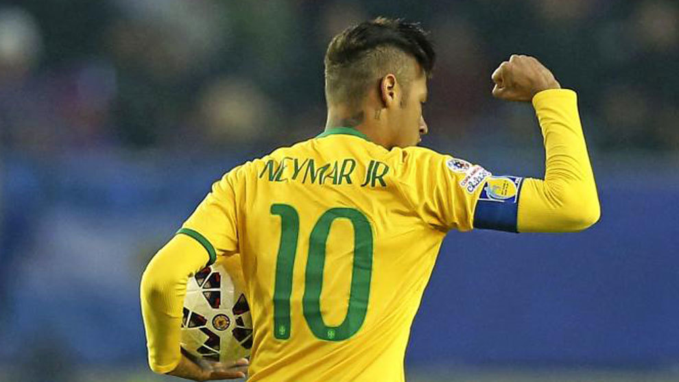 Neymar desmiente problemas en el PSG
