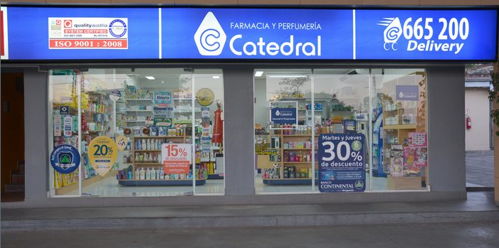 Fiestas, viaje y descuentos en Farmacia Catedral