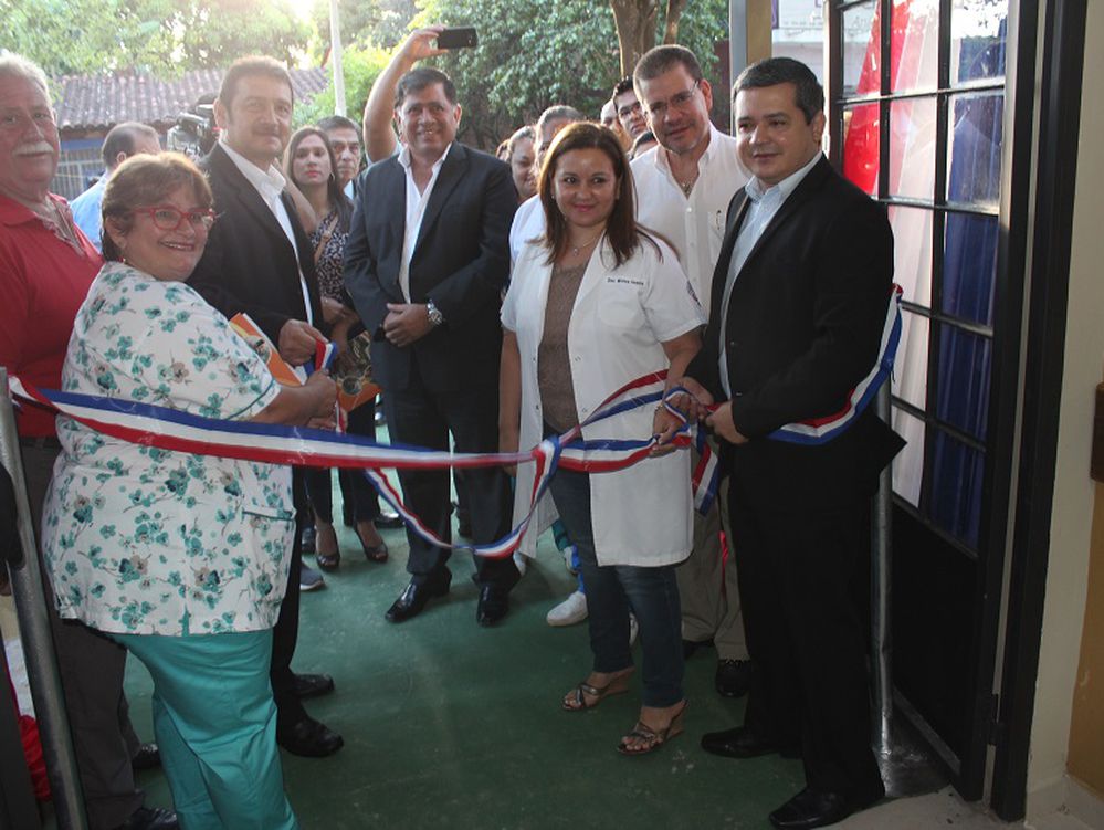 Pabellones nuevos y reacondicionados en el Hospital de Lambaré