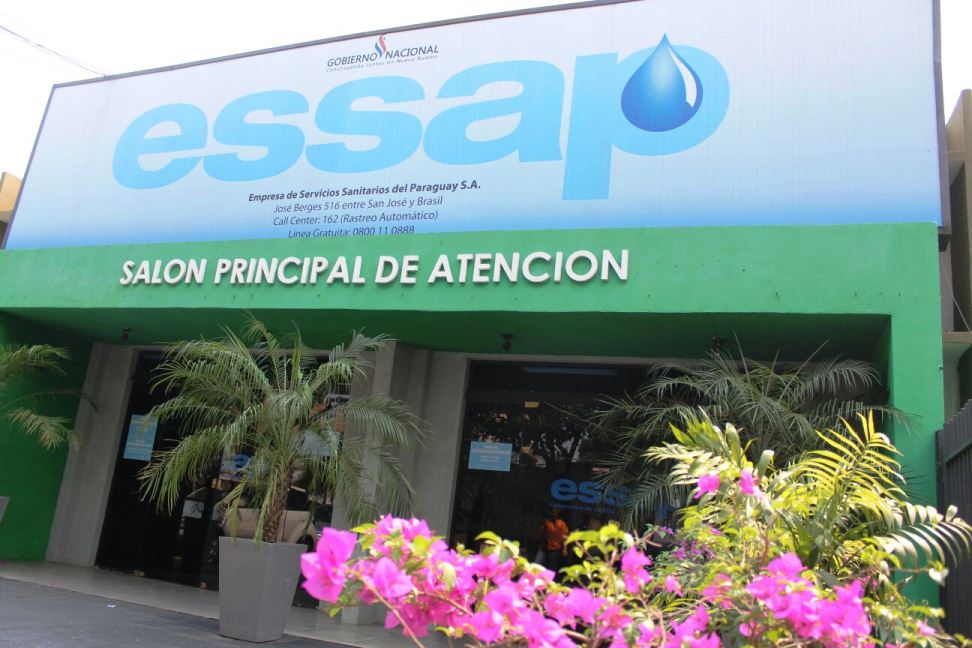 Sindicalistas de ESSAP aprueban gestión de Chase frente a la aguatera