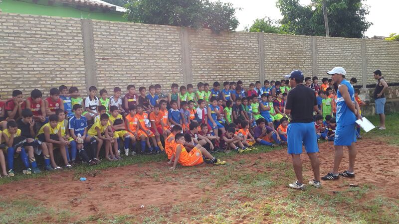 Plantean crear normativa que cuide derechos de menores en escuelas de fútbol