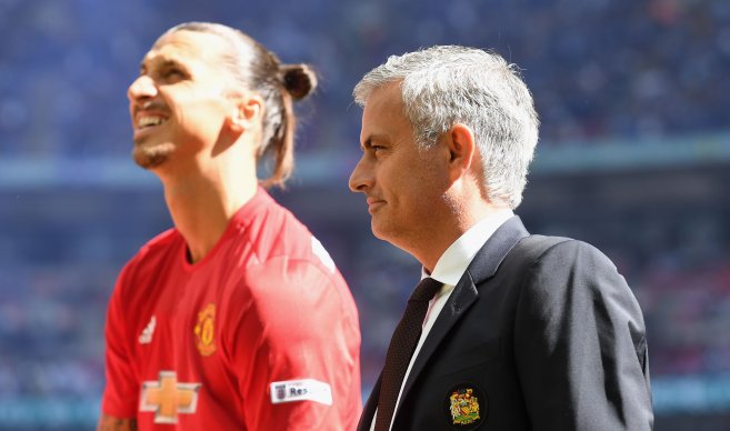 Ibrahimovic dejará el Manchester