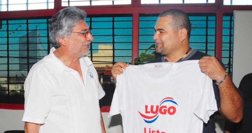 Chilavert pide votar por Marito y las redes le recuerdan su pasado con Lugo