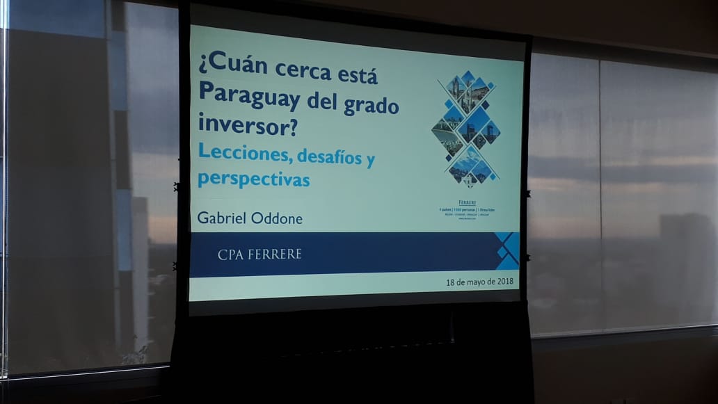 ¿Cuán cerca está Paraguay del grado inversor?