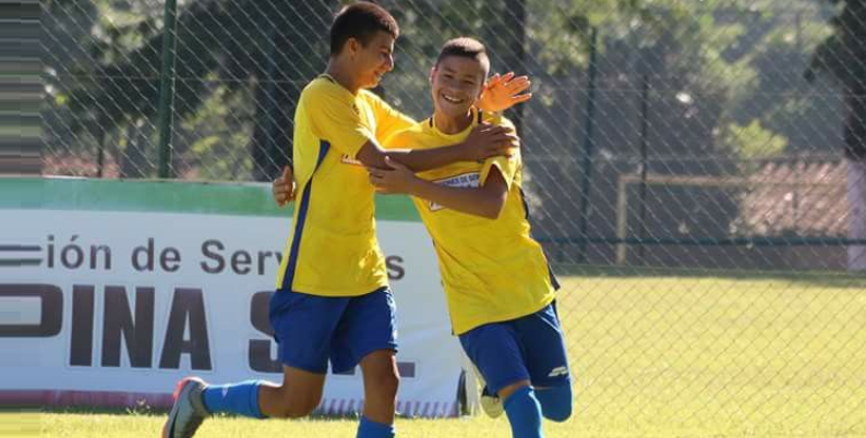 Un niño debutaría ante Cerro