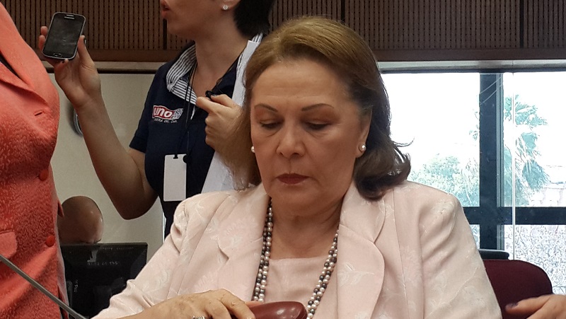 Renuncia de Cartes: Blanca Lila dice que no hay ofrecimientos de dinero