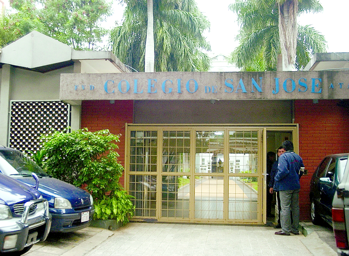 Caso Colegio San José: Repudian vuelta a clases de estudiantes agresores