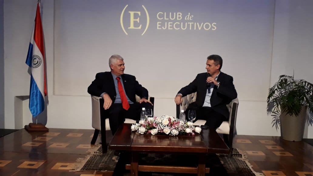 Club de Ejecutivos escuchó al futuro ministro de Obras