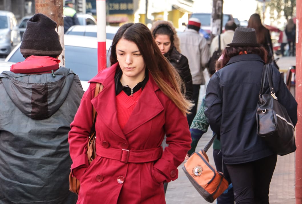 Anuncian martes frío a fresco y soleado