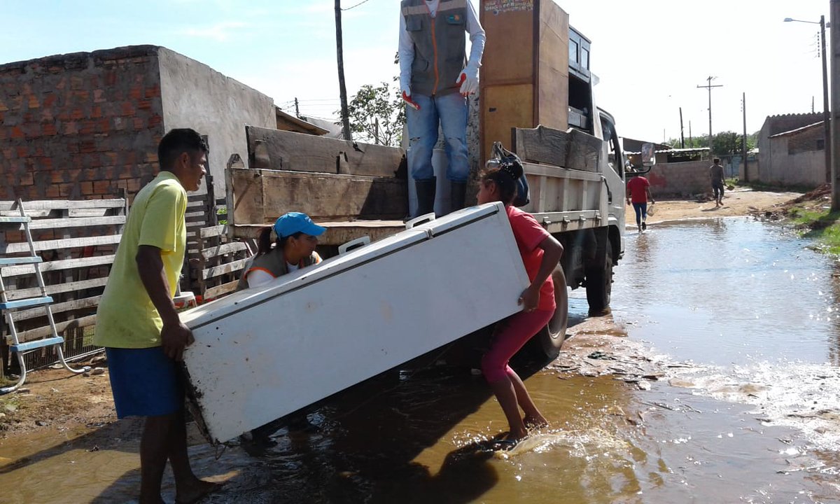 Más de 800 familias ribereñas evacuadas por crecida del río Paraguay