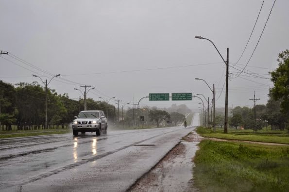 Domingo lluvioso y con tormentas