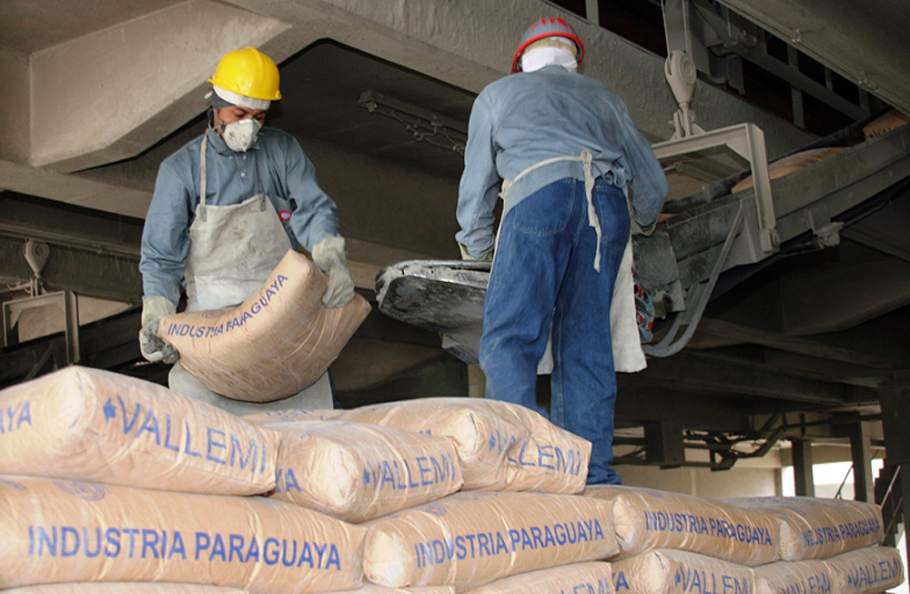 Contrabando obligará a empresas a despedir personal