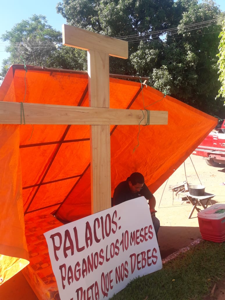 Concejal de Limpio inicia huelga y amenaza con crucificarse