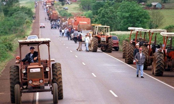 Continúa tractorazo y avanza hacia Asunción