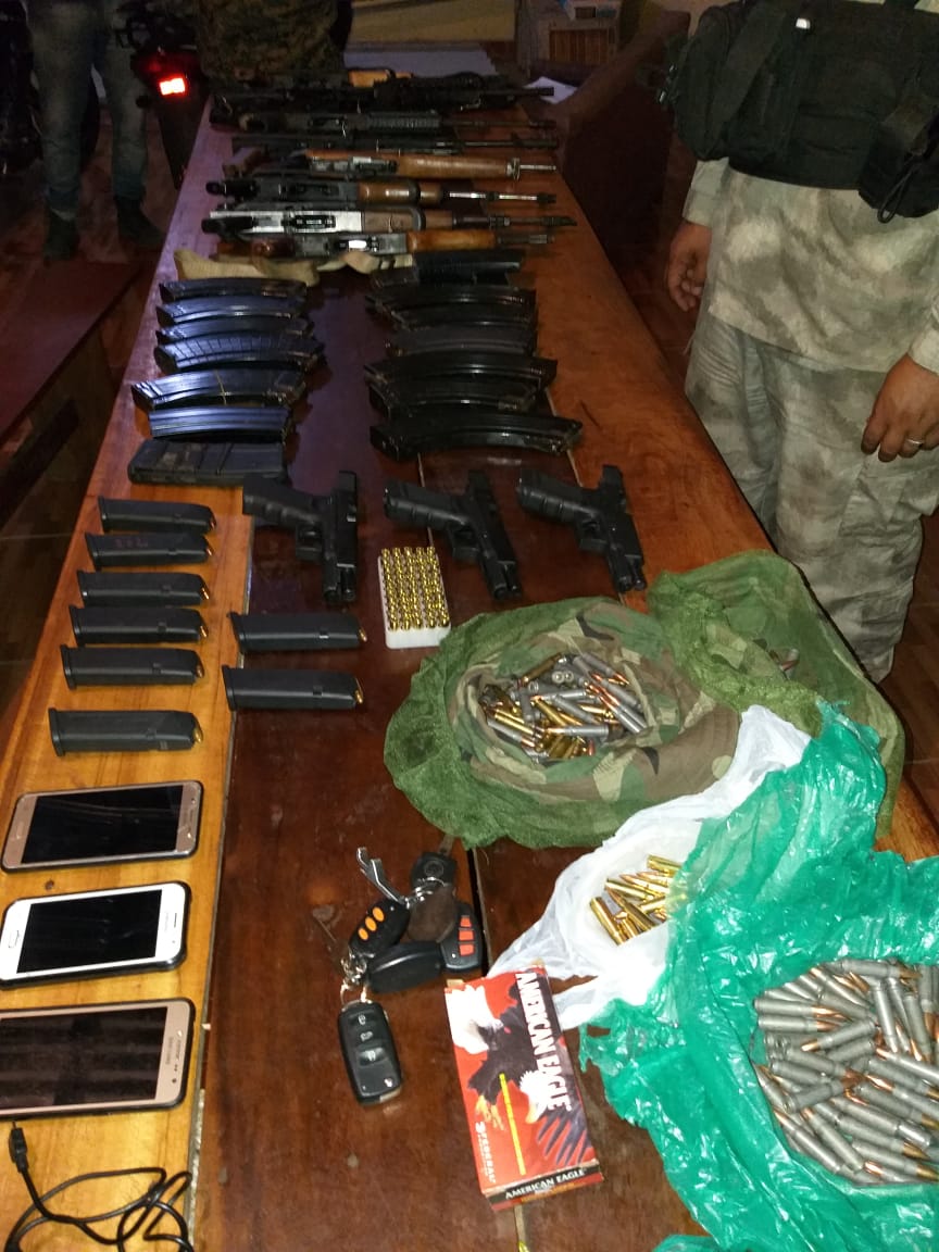 Incautaron numerosas armas que habrían sido utilizadas en asesinato de tío de Pavão