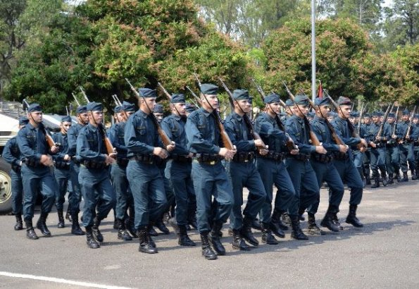 Defensoría de la Niñez pide a Abdo que responda sobre presencia de menores en filas militares