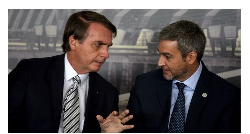Lo de Jair Bolsonaro es una “doble moral”, critica Balmelli