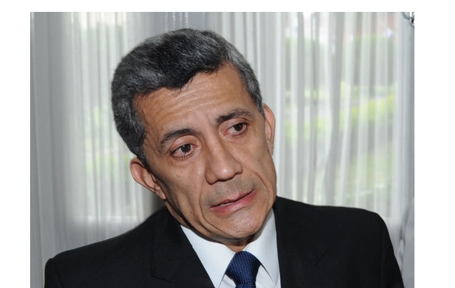 Camacho espera ser electo ministro de Corte