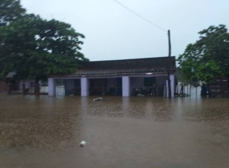 Inundaciones dificultan ingreso de ayuda humanitaria a Paso Barreto