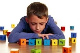 “Faltan profesionales para acompañar a niños con espectro autista”