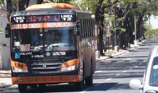 Diputados repudian reguladas y exigirán al vice ministro de Transporte sancionar a transportistas