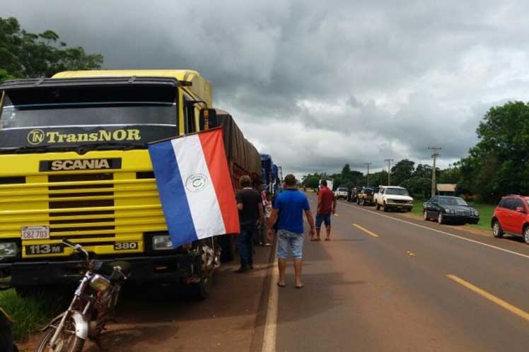 Camioneros piden a PETROPAR no subir precio de combustible