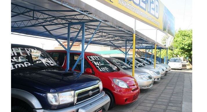 Importadores de vehículos se movilizan ante posible pago del Impuesto Selectivo al Consumo