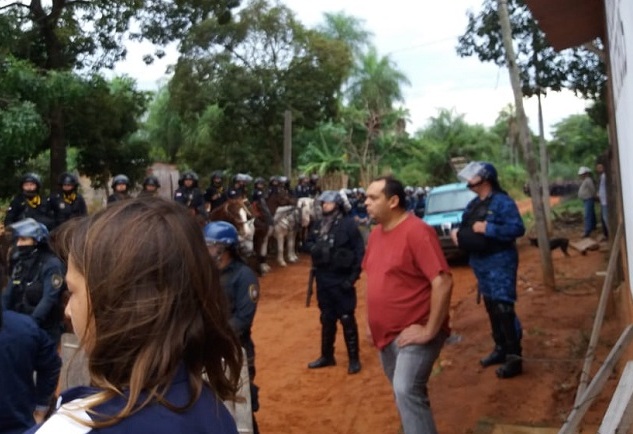 Denuncian desalojo irregular de predios en Itauguá