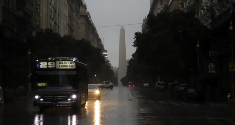 Argentina a oscuras: Problema fue en sistema eléctrico, aclara titular de ANDE