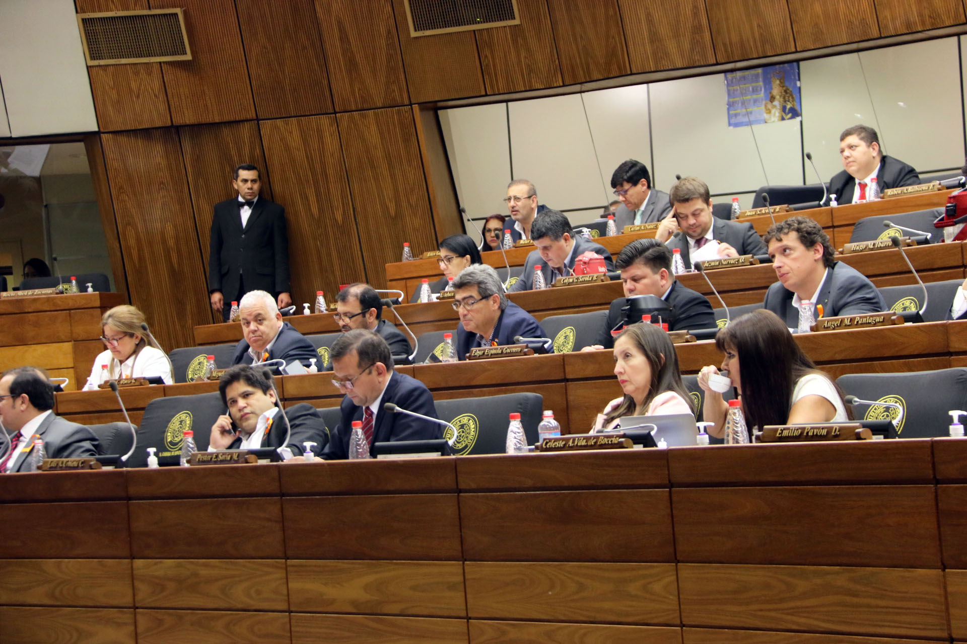Diputados también piden extraordinaria para tratar Acta Bilateral de Itaipú
