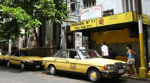 Concejales asuncenos piden que taxistas paguen por espacio de estacionamiento en paradas