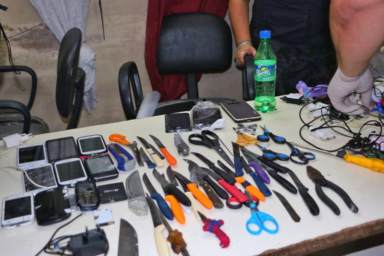 Requisa en Buen Pastor: Incautaron gran cantidad celulares y armas blancas