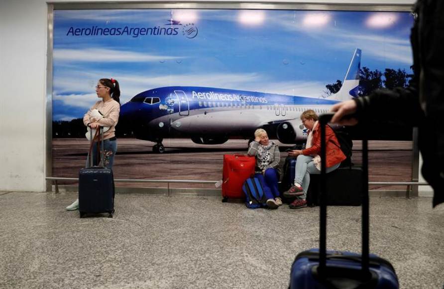 Huelga de funcionarios de Aerolíneas Argentinas afectará a vuelos de Paraguay