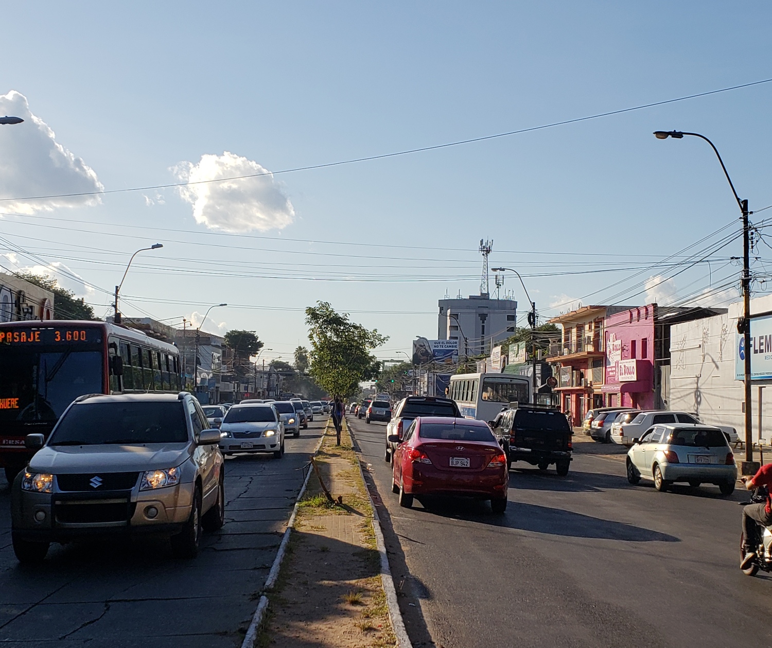 Viernes soleado y muy caluroso, anuncia Meteorología