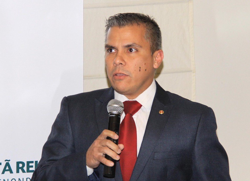 Hay otros temas de más interés que la reelección presidencial, considera apoderado de HC