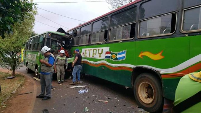 Una muerta y 11 heridos deja choque frontal entre colectivos en Capiatá