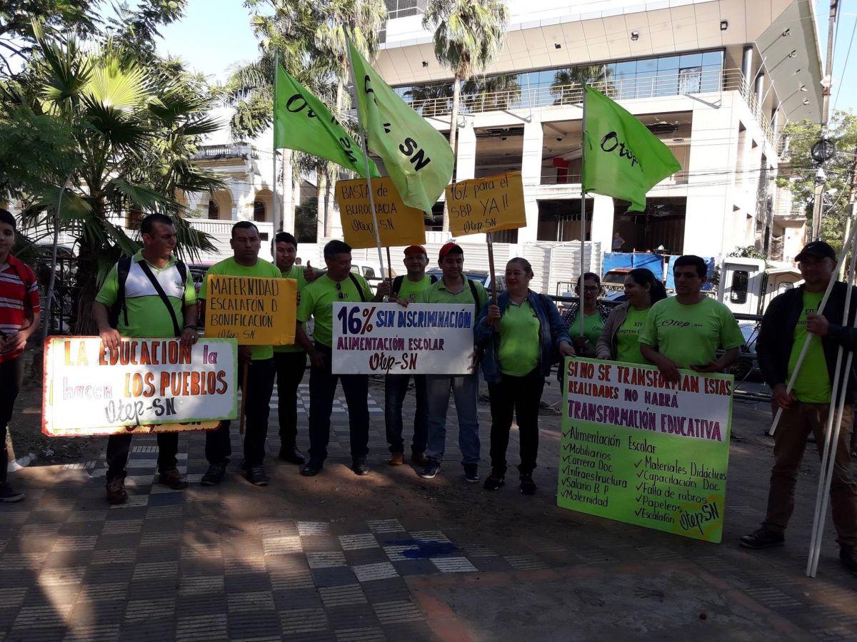 Docentes marcharán mañana en Asunción