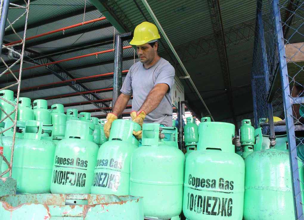 Habría escasez de gas si continúa crisis política en Bolivia