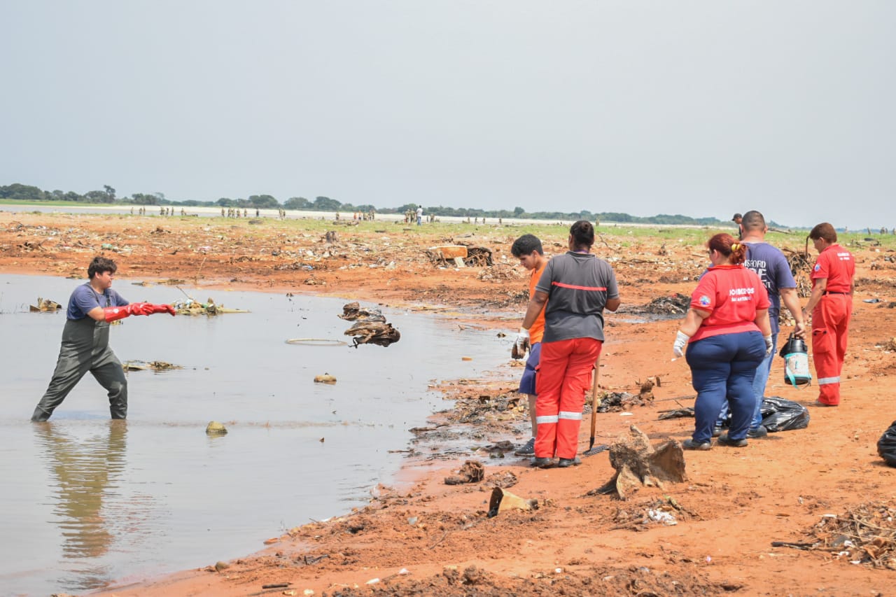 San Antonio organiza intensa jornada de limpieza en zona del Río Paraguay