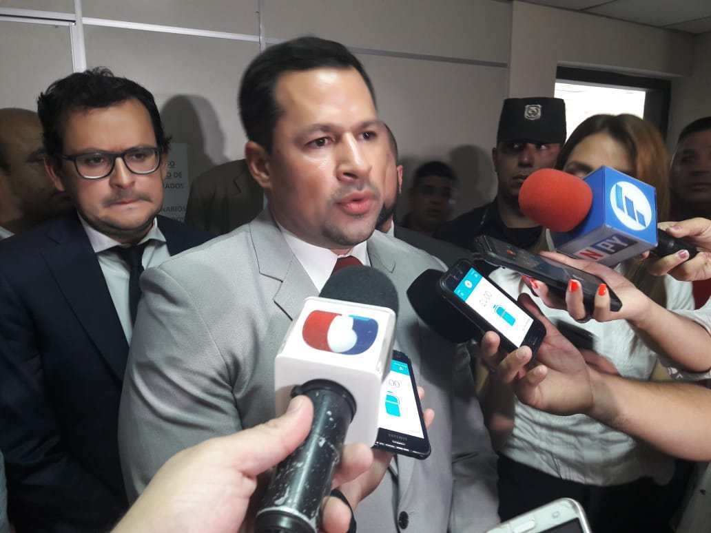 Defensa de Ulises Quintana presenta hoy apelación contra prisión preventiva