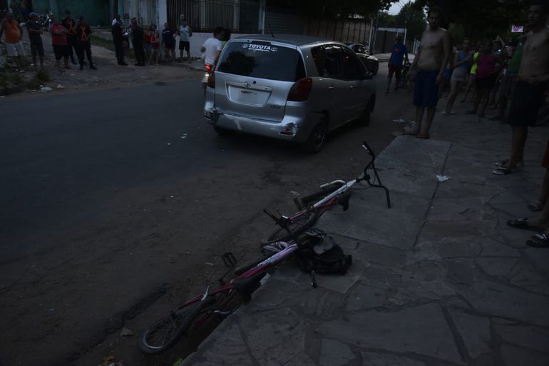 Menor atropellado por policía se encuentra en terapia intensiva