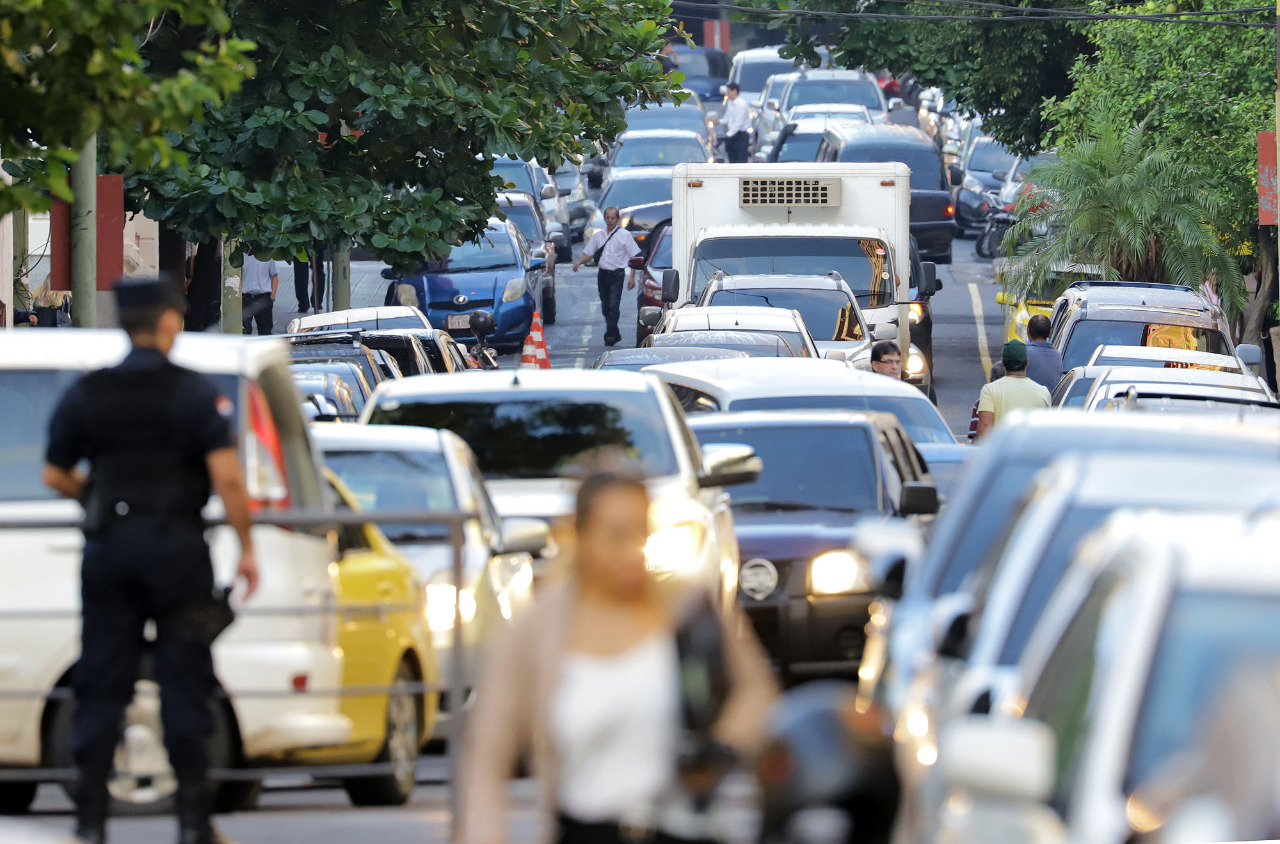 Asunción anuncia implementación de licencias de conducir digitales con chips
