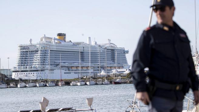 Crucero en el que viajan paraguayos continúa hoy su rumbo tras descartarse coronavirus