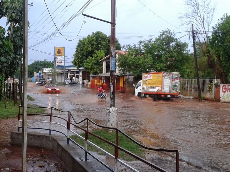 Jueves cálido y lluvioso, anuncia Meteorología