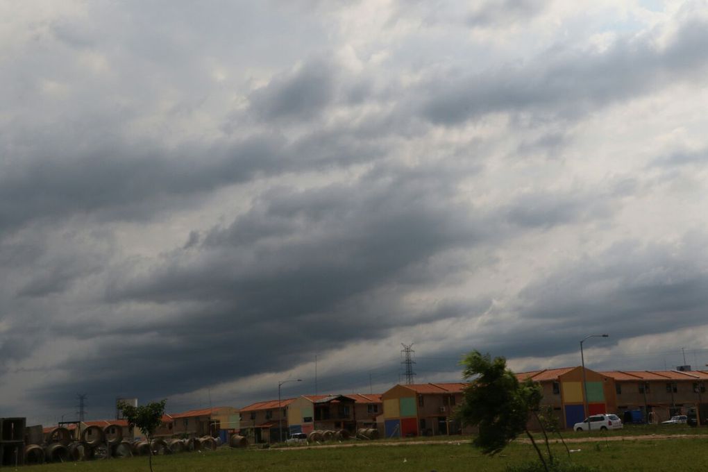 Miércoles caluroso y lluvioso, anuncia Meteorología